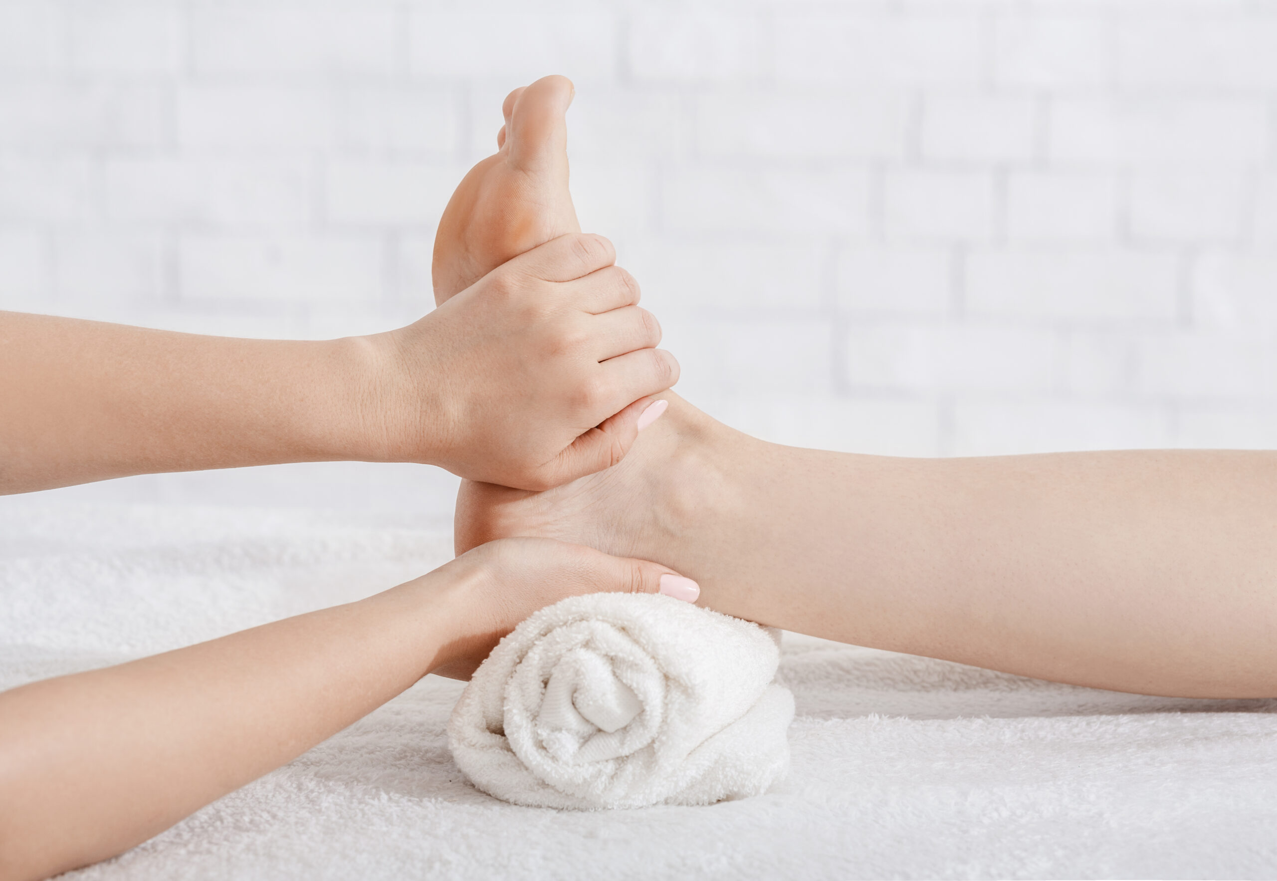 Where to Find the Best Reflexology Services?